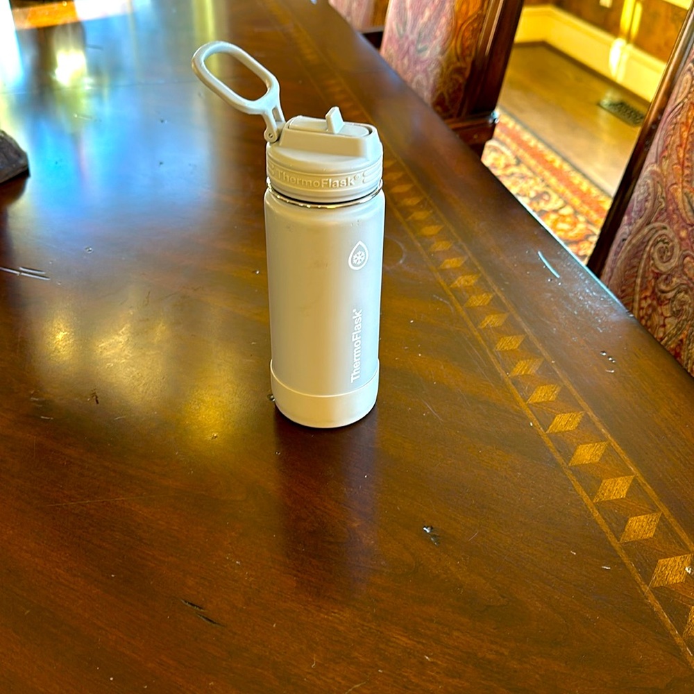 Thermoflask grey